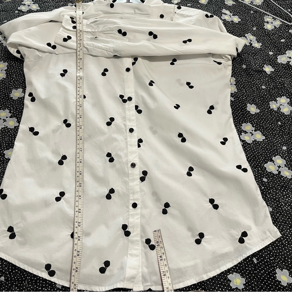 KARL LAGERFELD PARIS Sunglasses
Embroidered Cotton Button-Down Shirt - Picture 12 of 13